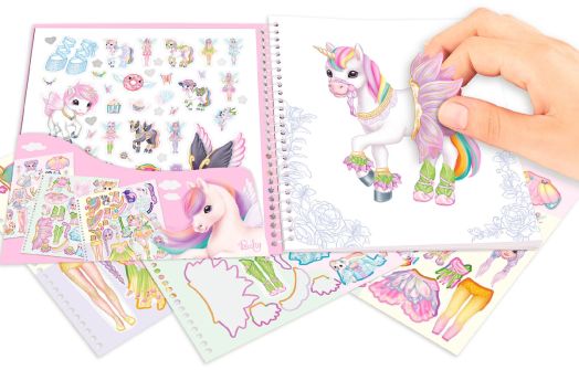 Книжка със стикери Ylvi - Облечи ме, Еднорог