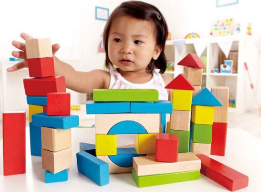 Игрален комплект Hape - Дървени кубчета, 50 броя