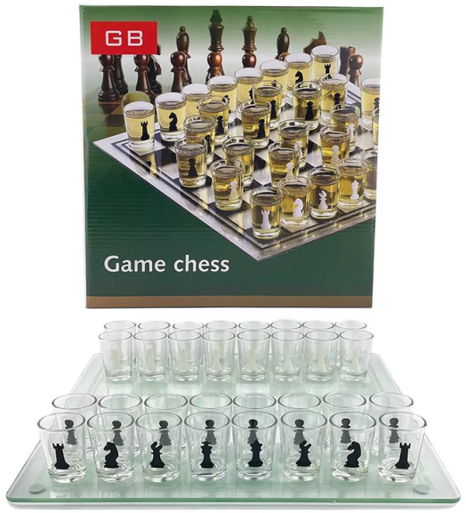 Стъклен шах с шотове