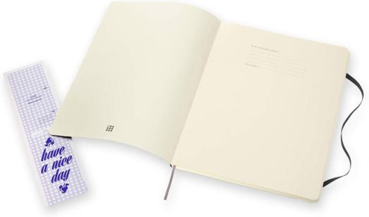 Черен тефтер Moleskine Classic Black A4 с меки корици и листа на точки