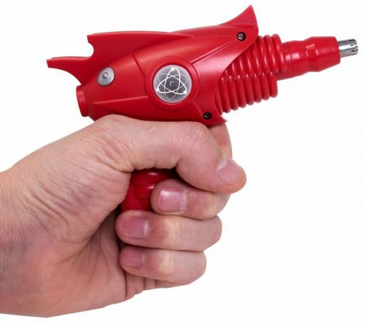 Тример за нос във формата на пистолет