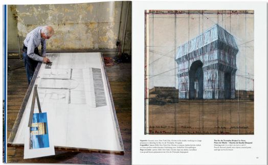 Christo and Jeanne-Claude. L’Arc de Triomphe, Wrapped