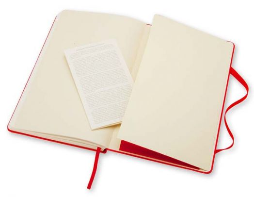 Джобен червен тефтер Moleskine с твърди корици, нелинирани страници