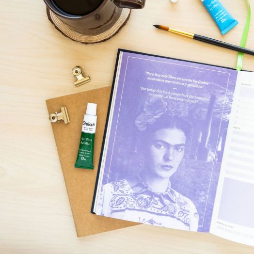 Седмичен планер Grupo Erik Frida Kahlo за 17 месеца - август 2025 / декември 2026 година