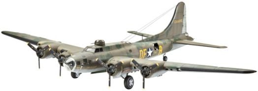 Сглобяем модел - Военен самолет B-17F Memphis Belle
