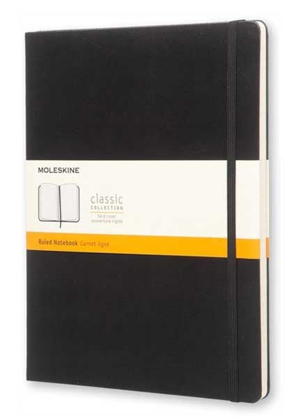 Голям черен тефтер Moleskine Classic Black с твърди корици и линирани страници
