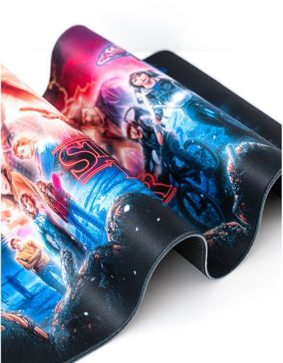 Геймърска подложка за бюро Stranger Things