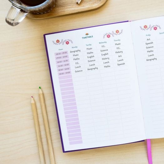 Седмичен планер Grupo Erik Folk Nordico за 17 месеца - август 2025 / декември 2026 година