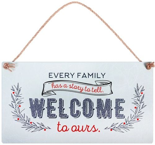 Табелка за стена - Every family has a story to tell