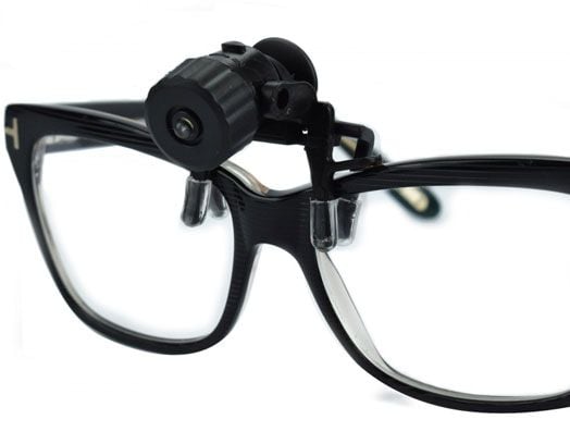 Микро светодиодна лампа за четене Legami с клипс за очилa