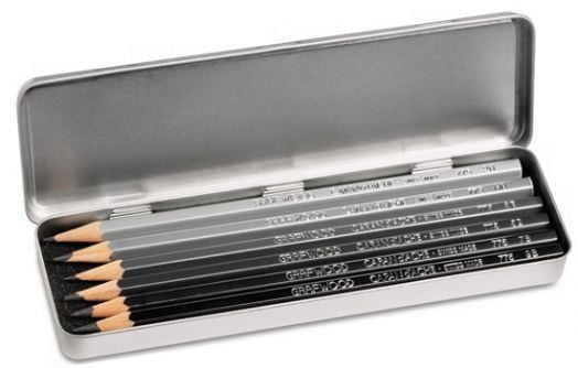 Комплект моливи в метална кутия Caran d'Ache Grafwood, 6 бр.