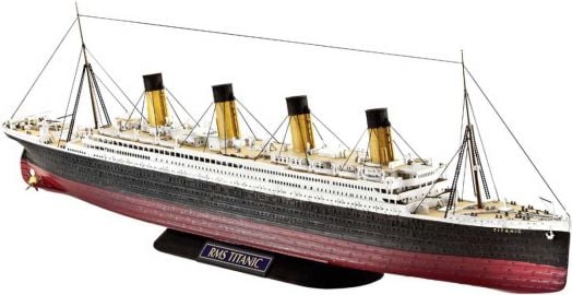 Сглобяем модел Revell - Пътнически кораб R.M.S. Titanic