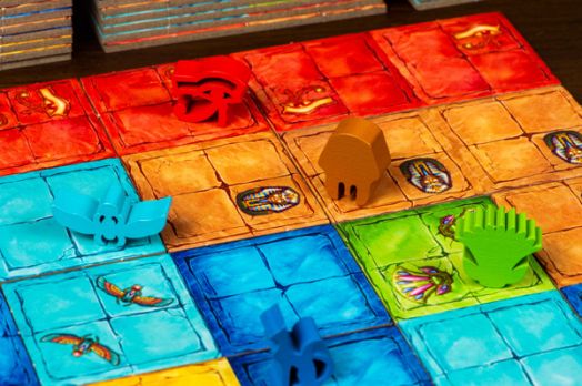 Настолна игра: Пирамидо