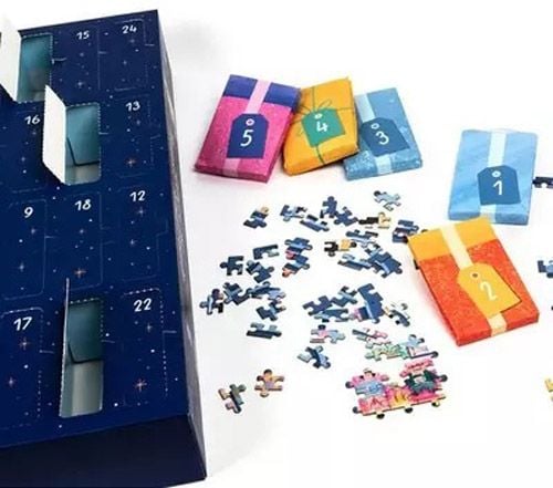 Адвент календар Professor Puzzle - Коледа през прозореца