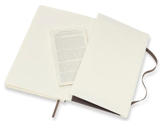 Класически кафяв тефтер Moleskine Classic Earth Brown с меки корици и нелинирани страници