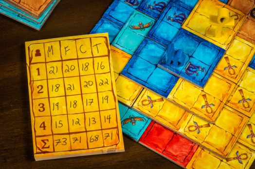 Настолна игра: Пирамидо