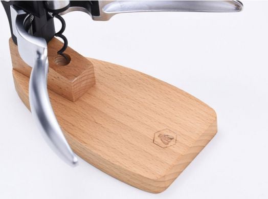 Тирбушон Laguiole с дървена стойка