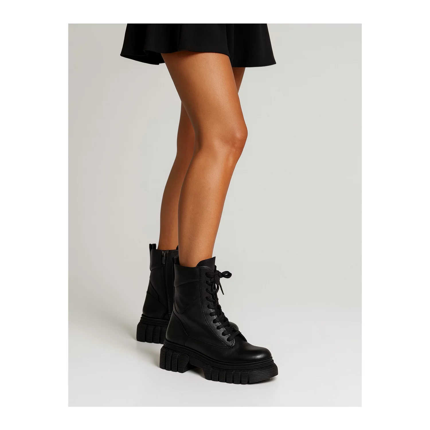 Ghete dama Negre din Piele Naturala Teo