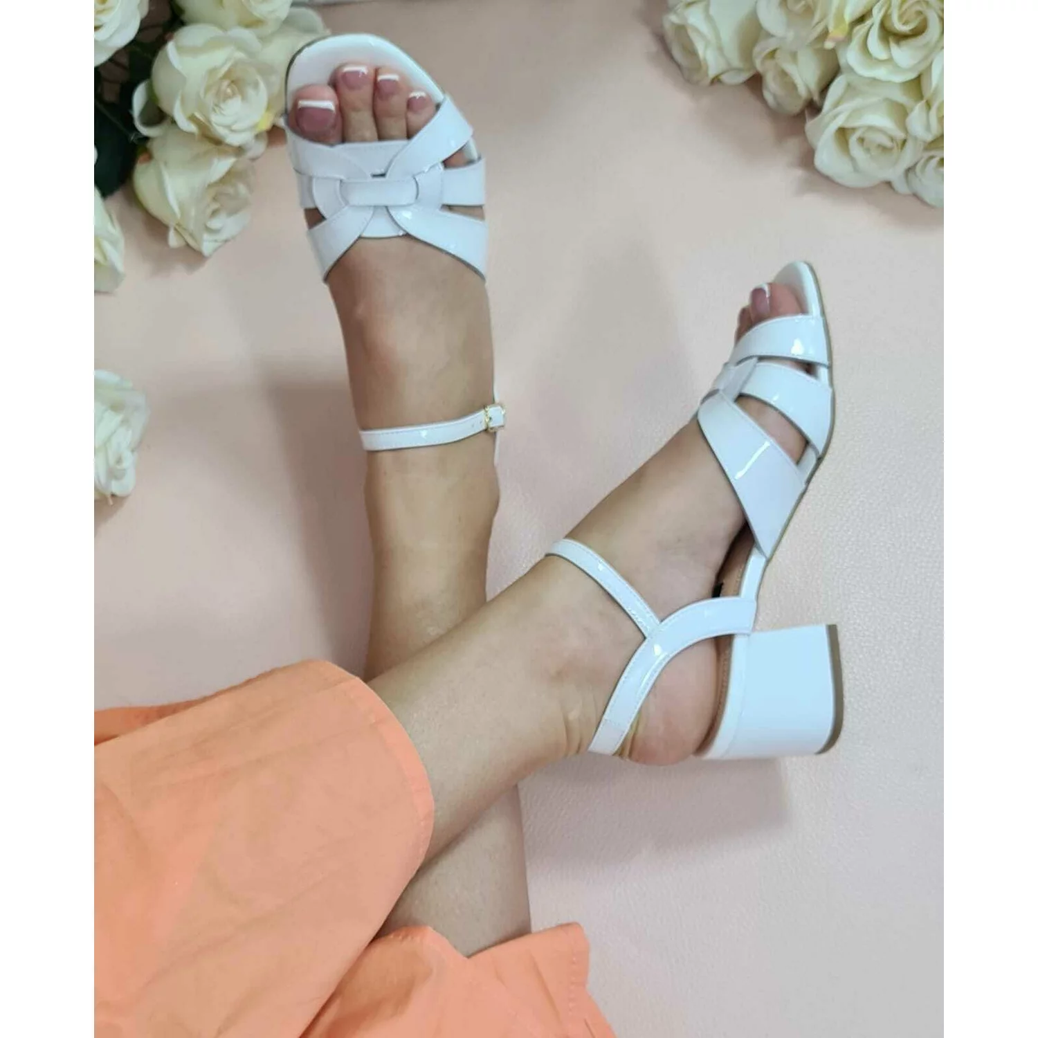 Sandale pielelacuita alba Vika