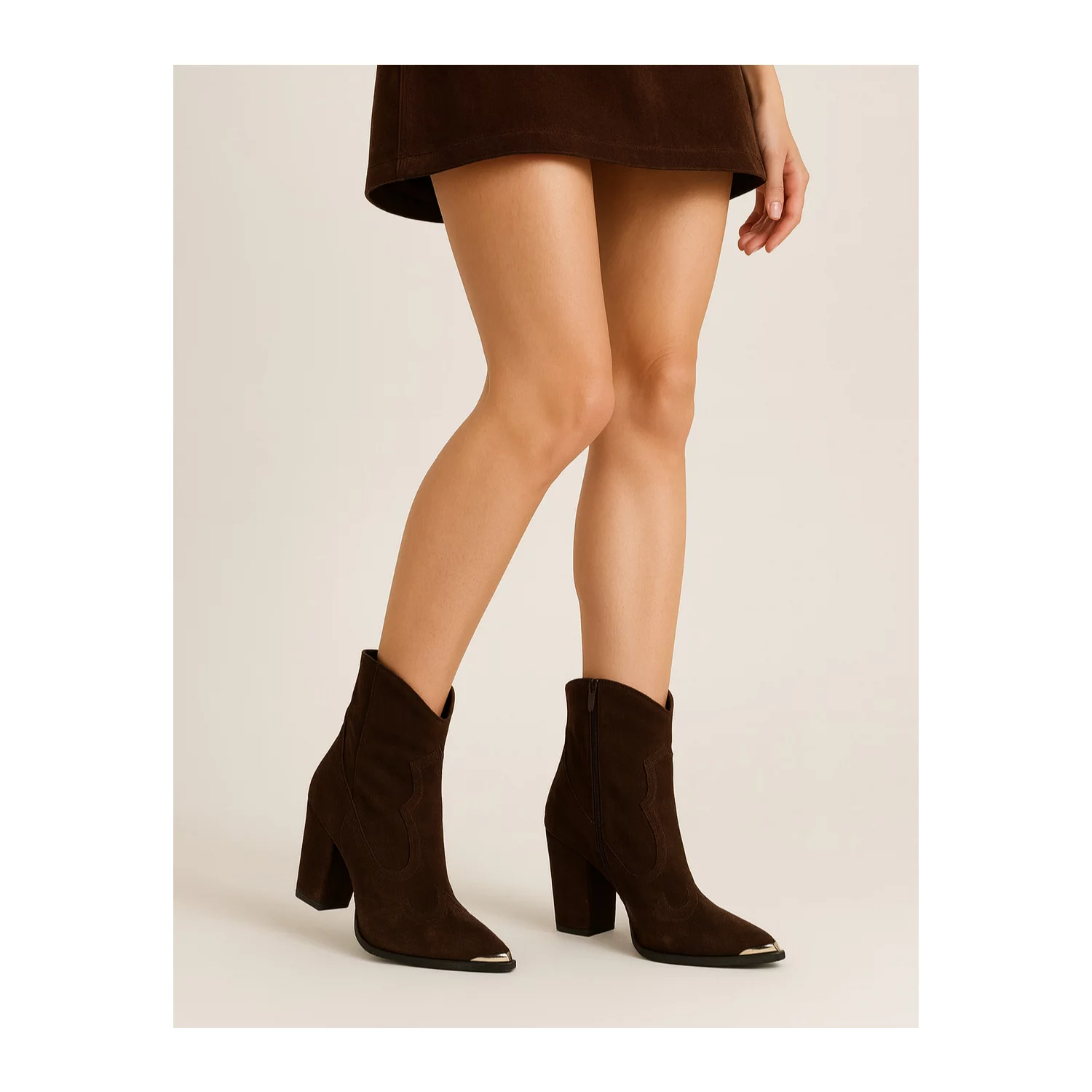 Ciocate dama Piele Naturala Maro ciocolata cu accesorii aurii Santiago