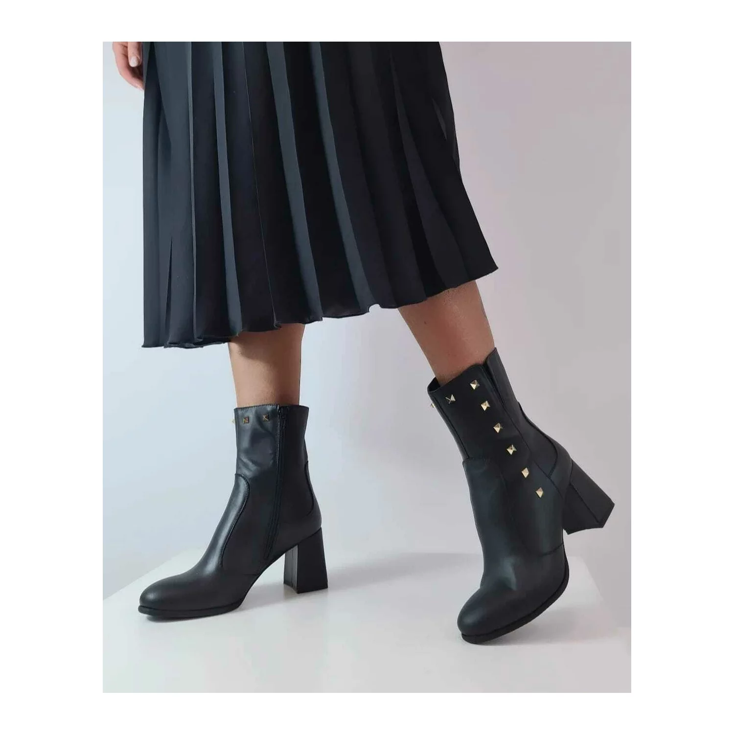 Ghete Piele Naturala neagra Paloma