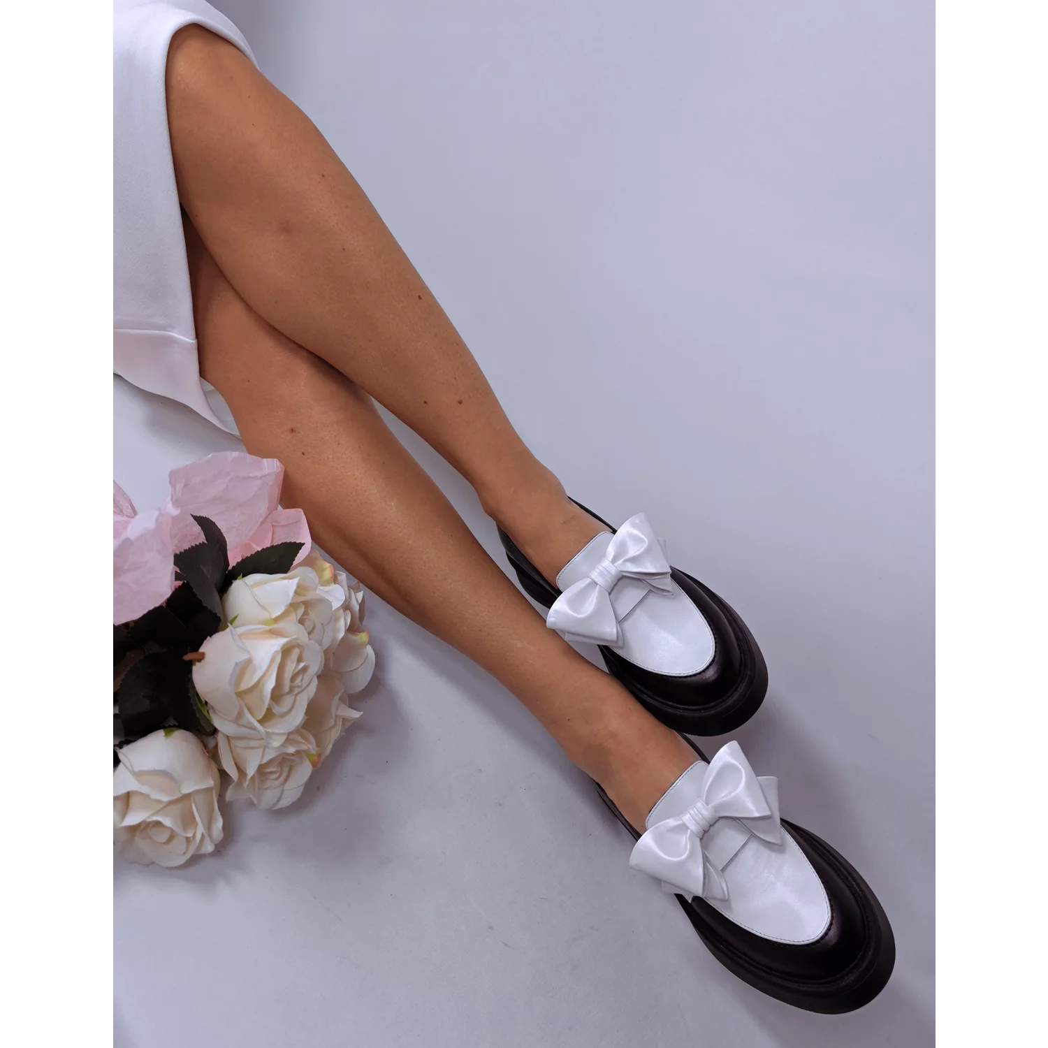 Pantofi casual Piele Naturala Negri cu Alb Madonna