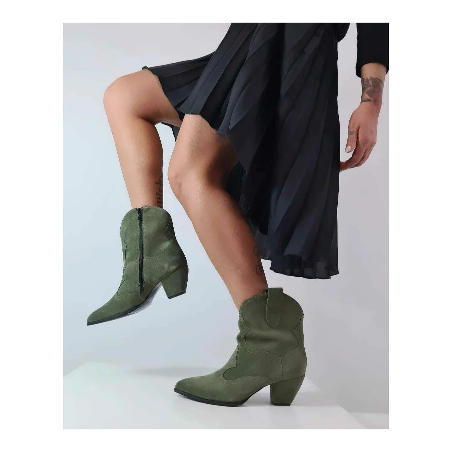 Ciocate dama kaki Kira