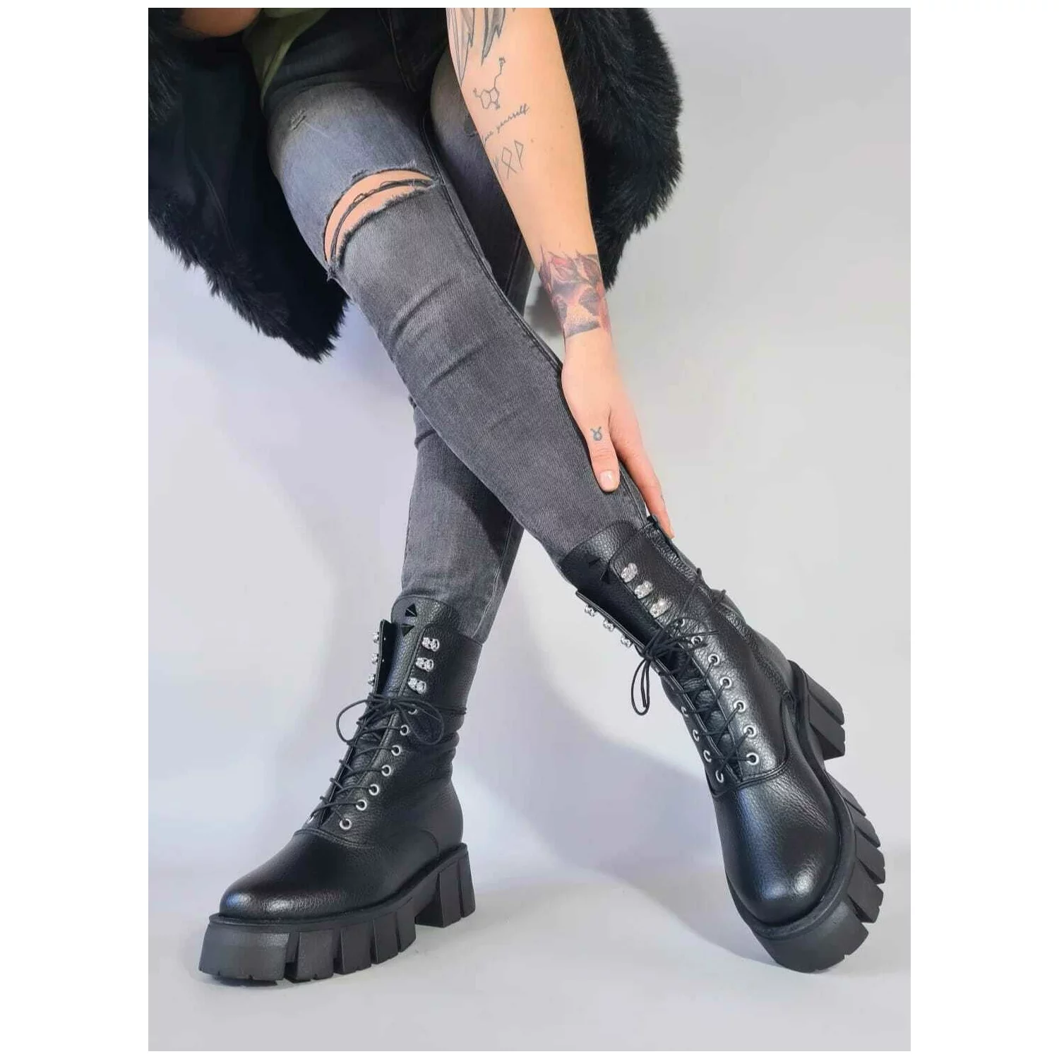 Ghete dama Piele Naturala Negre Marvi