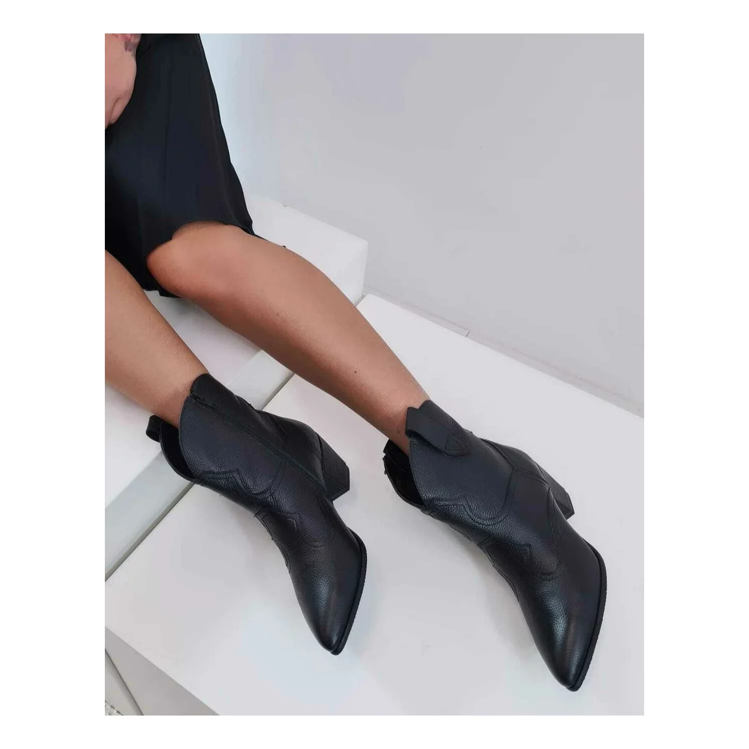 Ciocate dama bizonat negru Kira