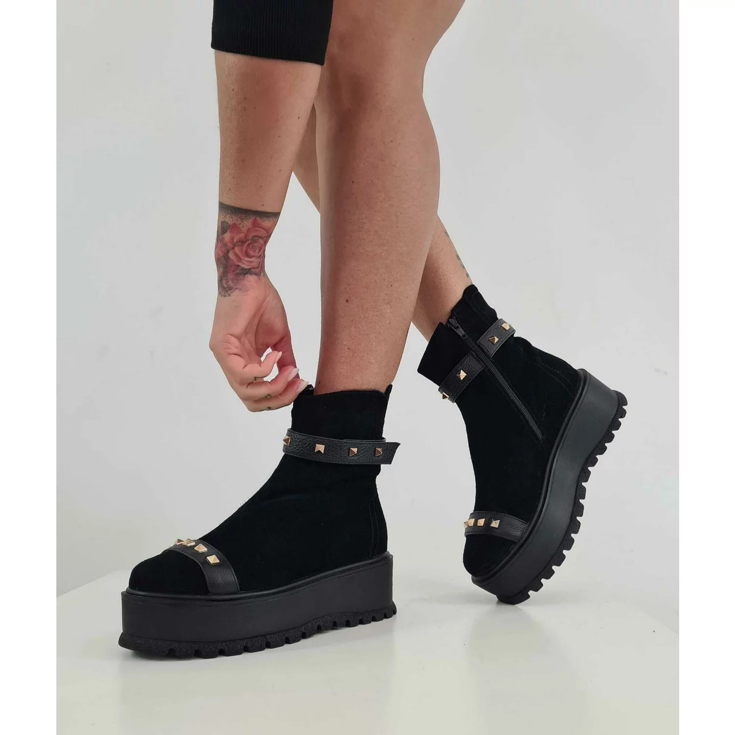 Ghete Piele Naturala neagra Xenia