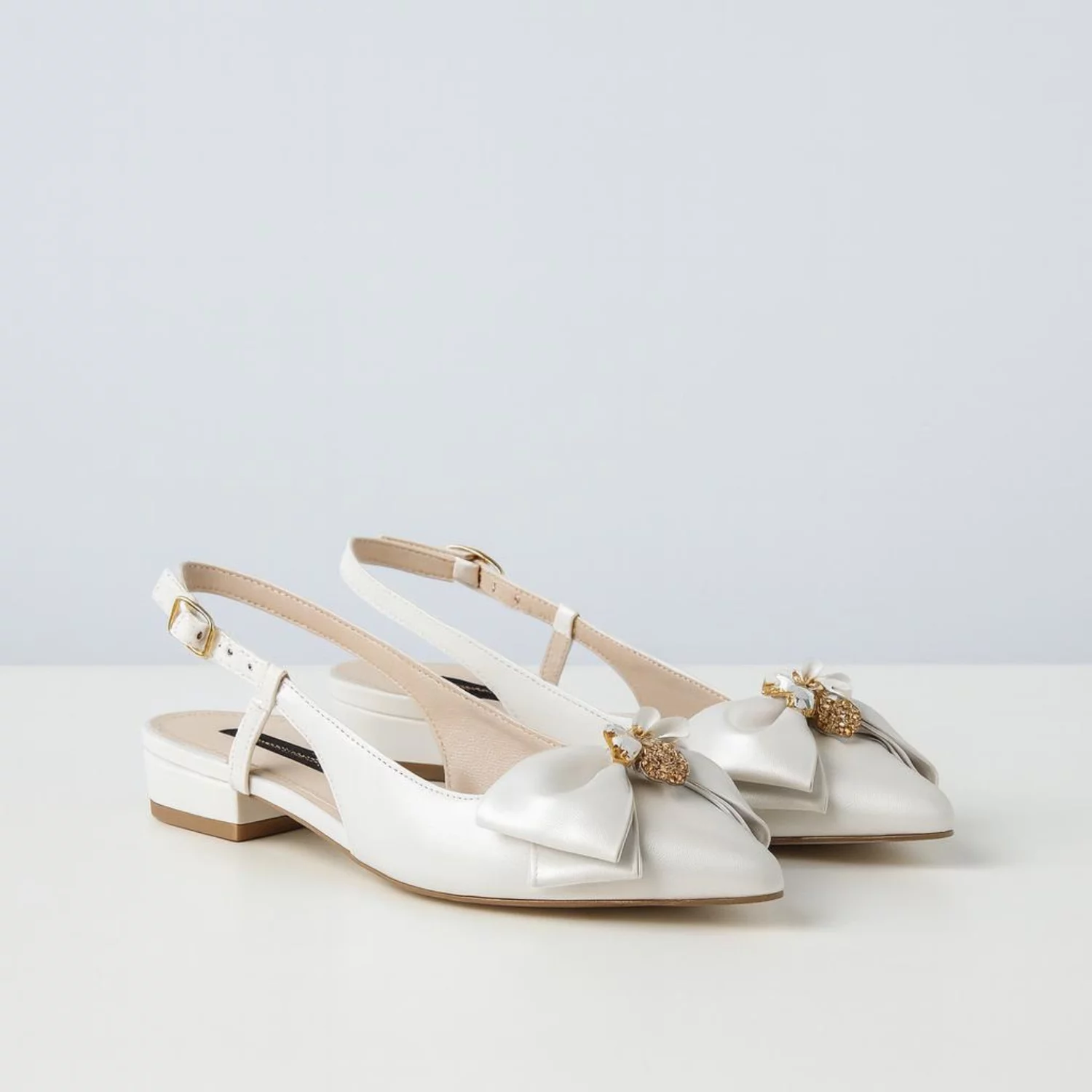 Balerini Piele Naturala Albi ivoire cu funda si accesoriu Bee