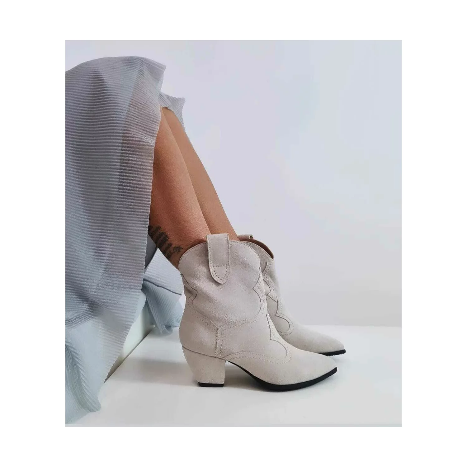 Ciocate dama velur bej Kira