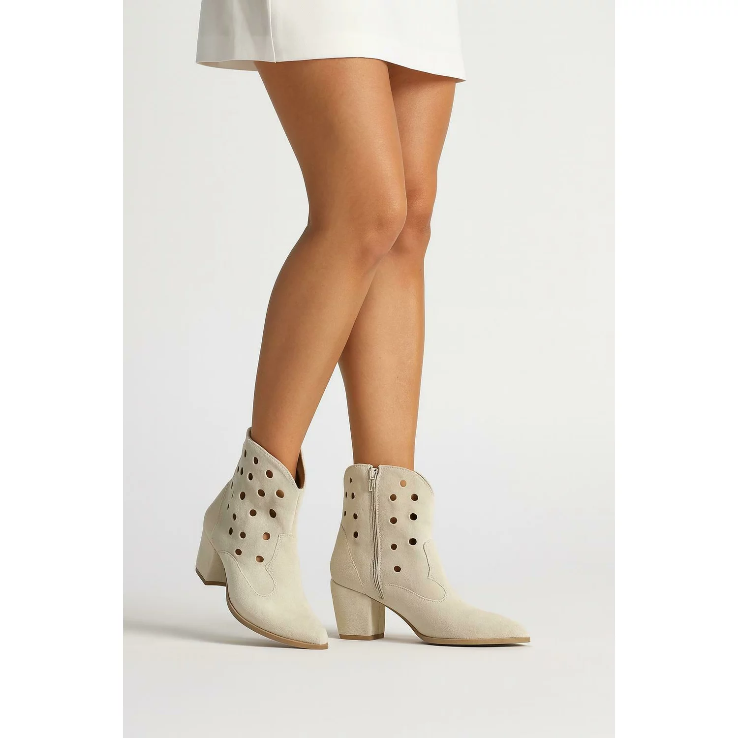 Ciocate dama Piele Naturala Bej perforate Shila