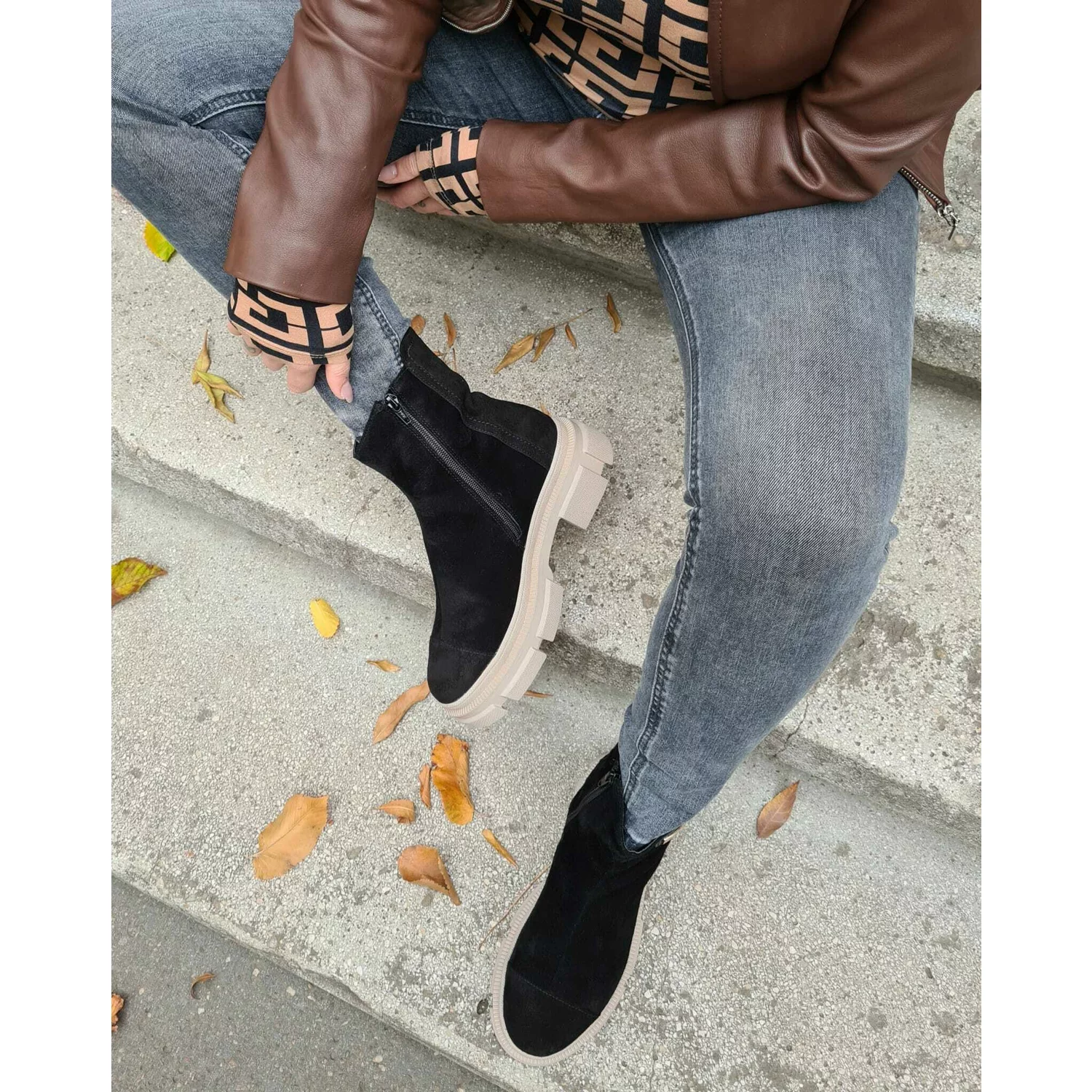 Ghete Piele Naturala  velur negru Bristol