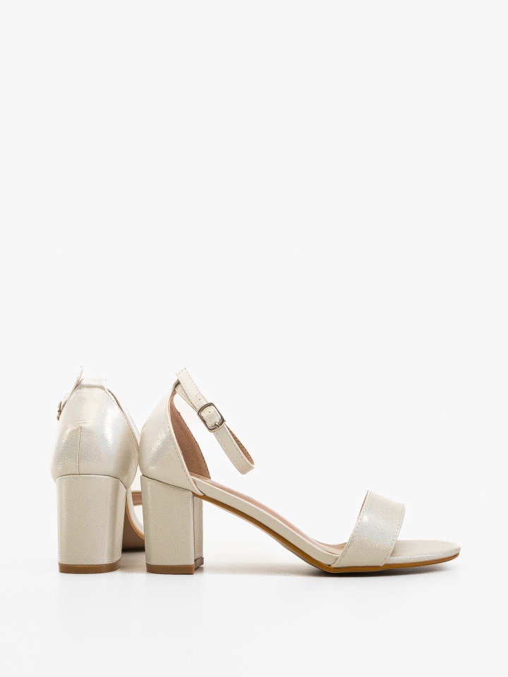 Sandale cu toc Susan Albe
