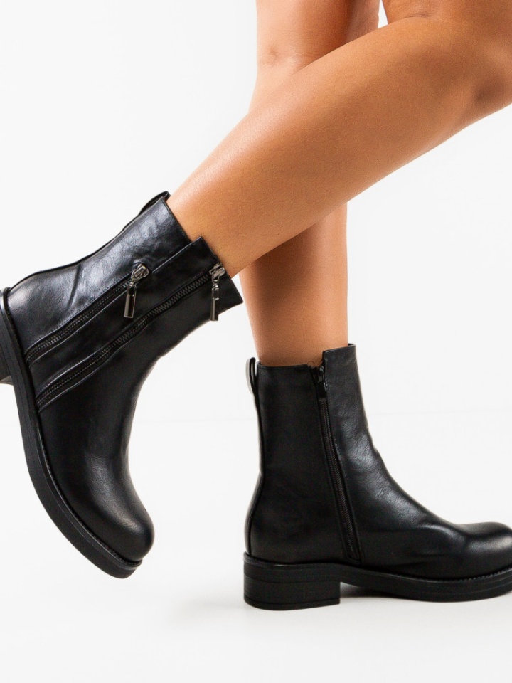 Ghete dama Roma Negre