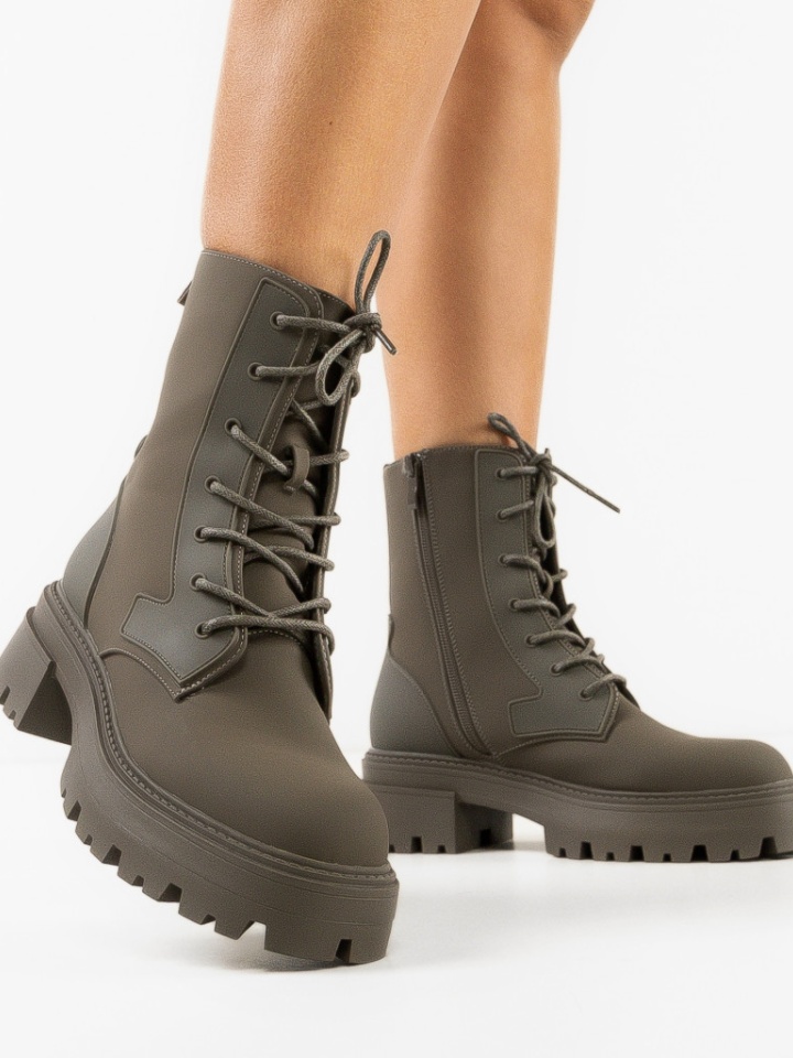 Ghete dama Nadine Negre