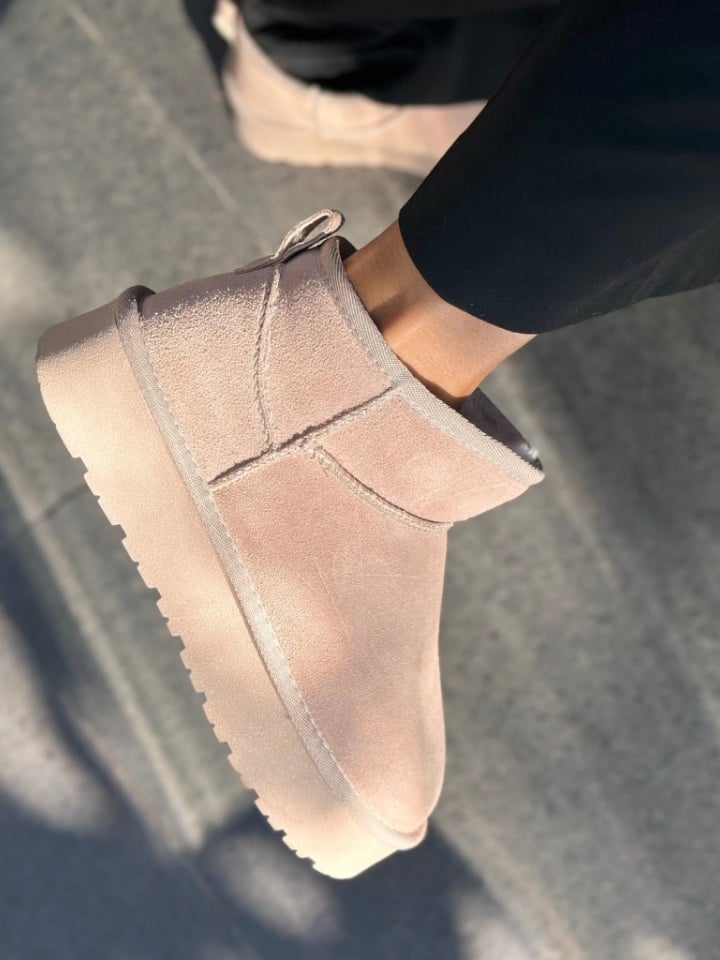 Cizme tip Ug Daianaz Negre