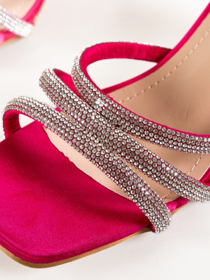 Saboti dama Lupita Verzi