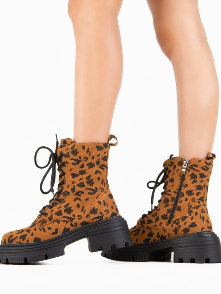 Ghete dama Carnac Maro