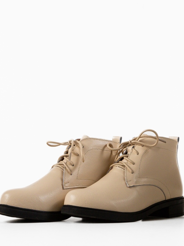 Ghete dama Tenzin Bej