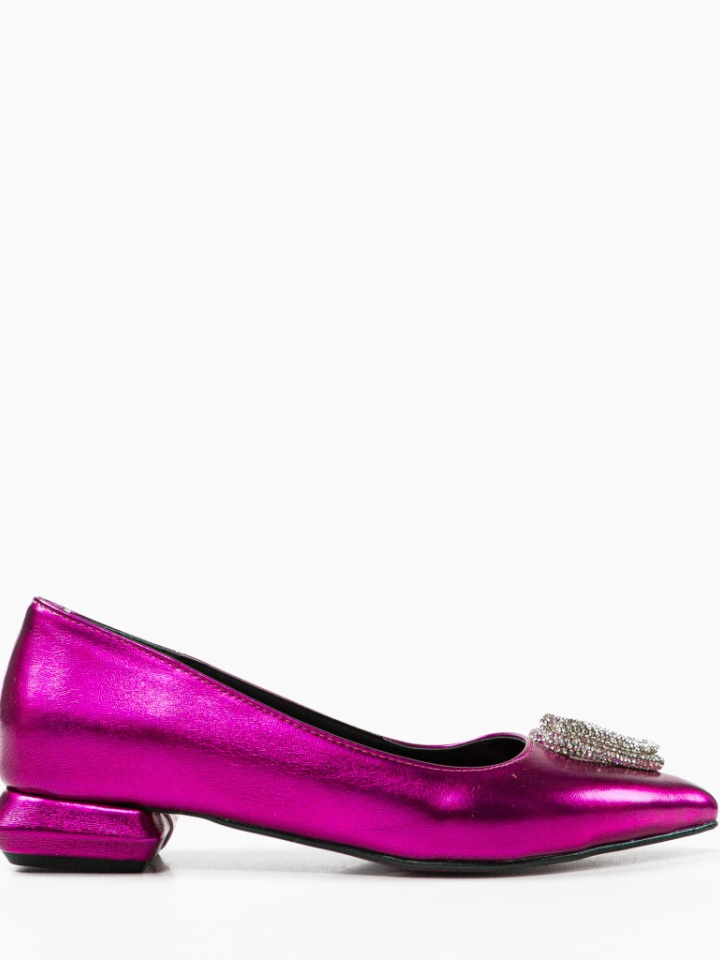 Balerini dama Banan Rosii