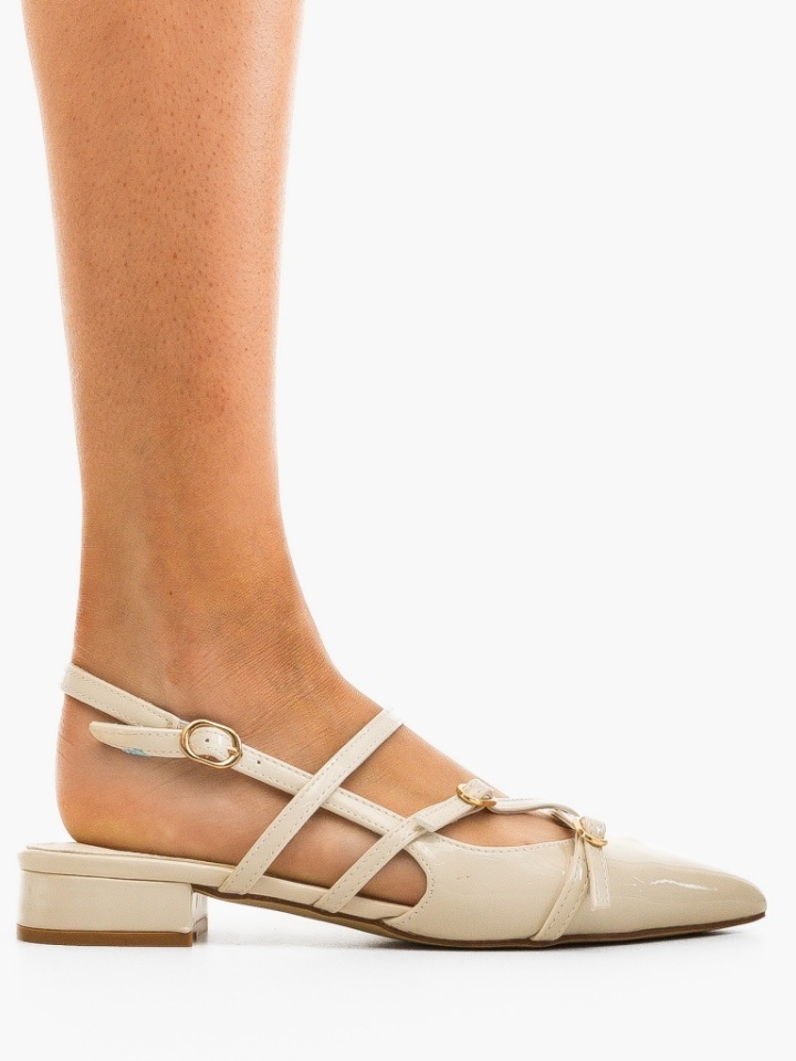 Balerini dama Mitra Negre