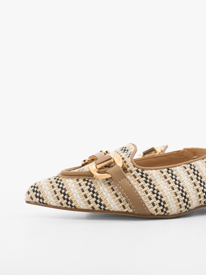 Balerini dama Kinnet Negri