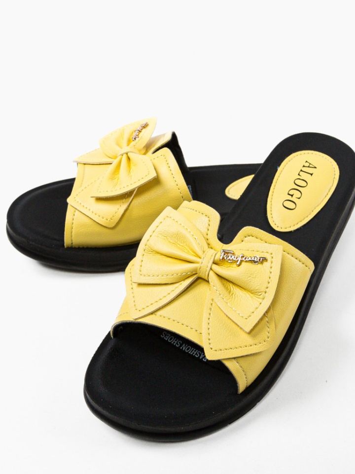 Papuci dama Louhi Gri