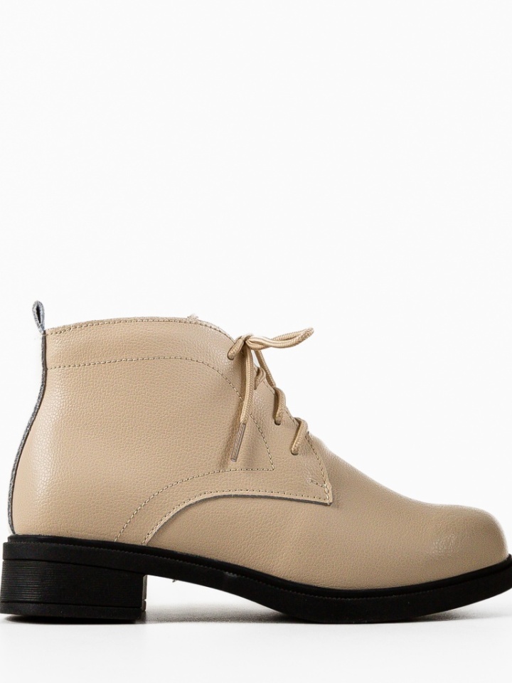 Ghete dama Tenzin Bej