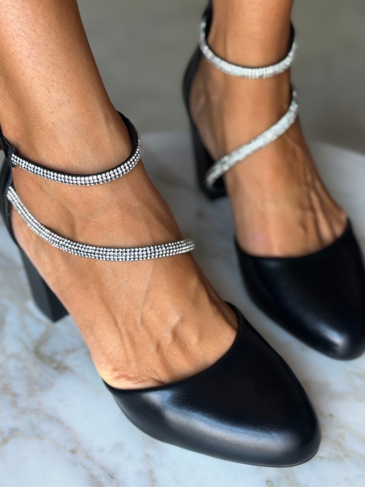 Pantofi cu toc Lyzya Negre 2