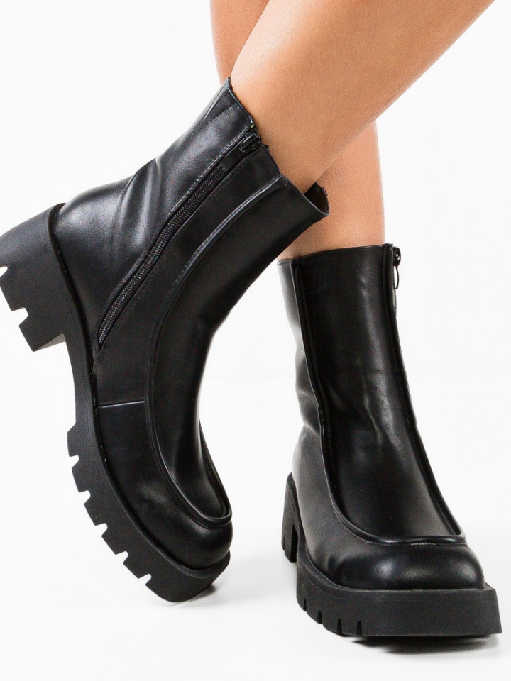 Ghete dama Maise Negre