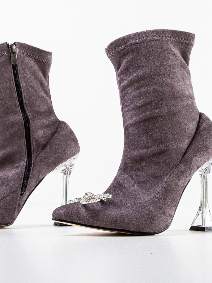 Botine dama Deryny Bej