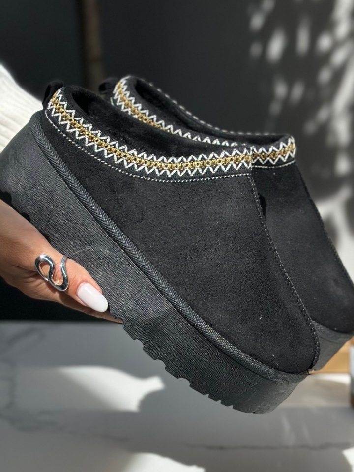 Cizme tip Ug Hamzaro Negre